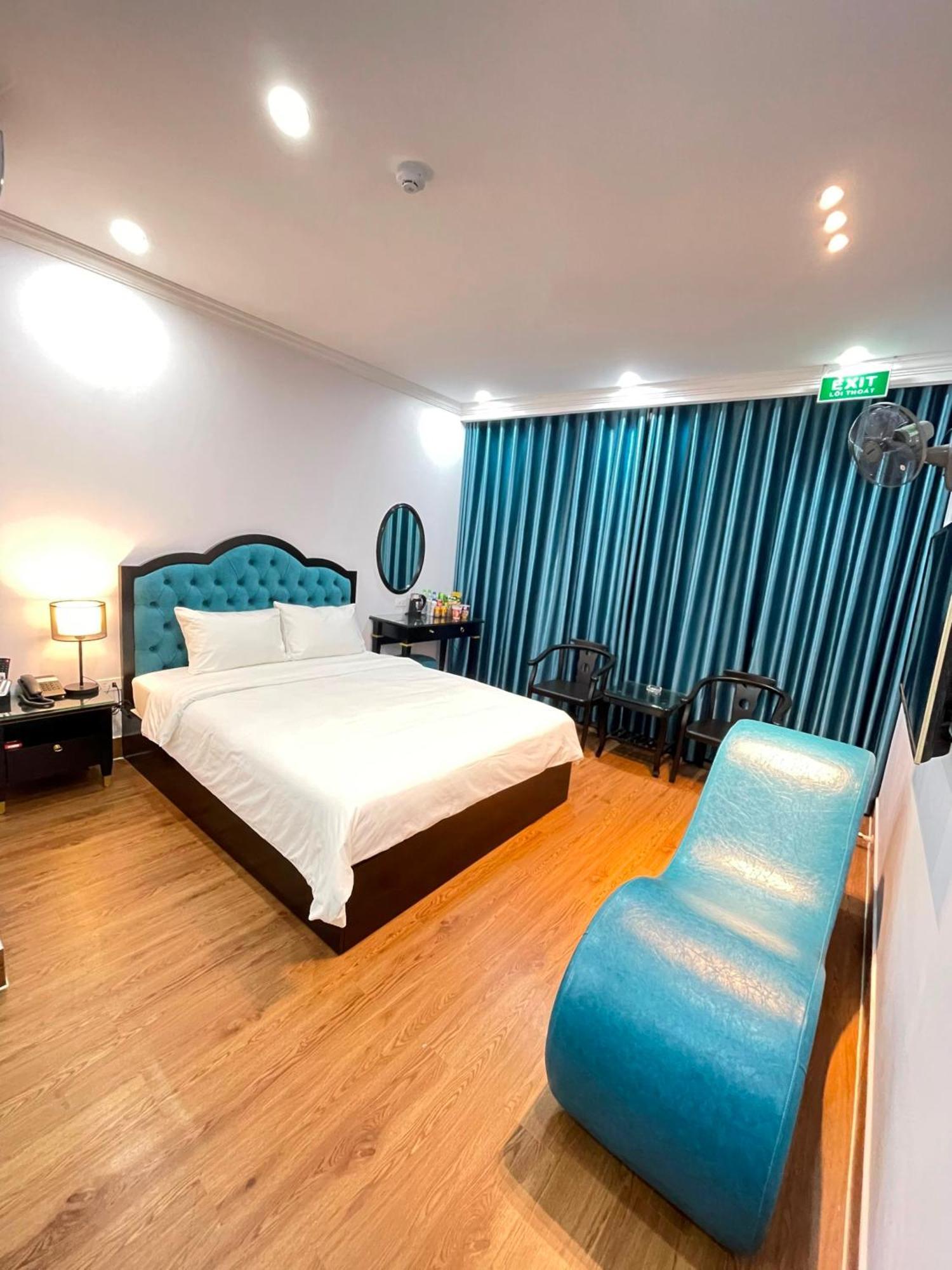Nhat Tan Hotel Hanoi Buitenkant foto