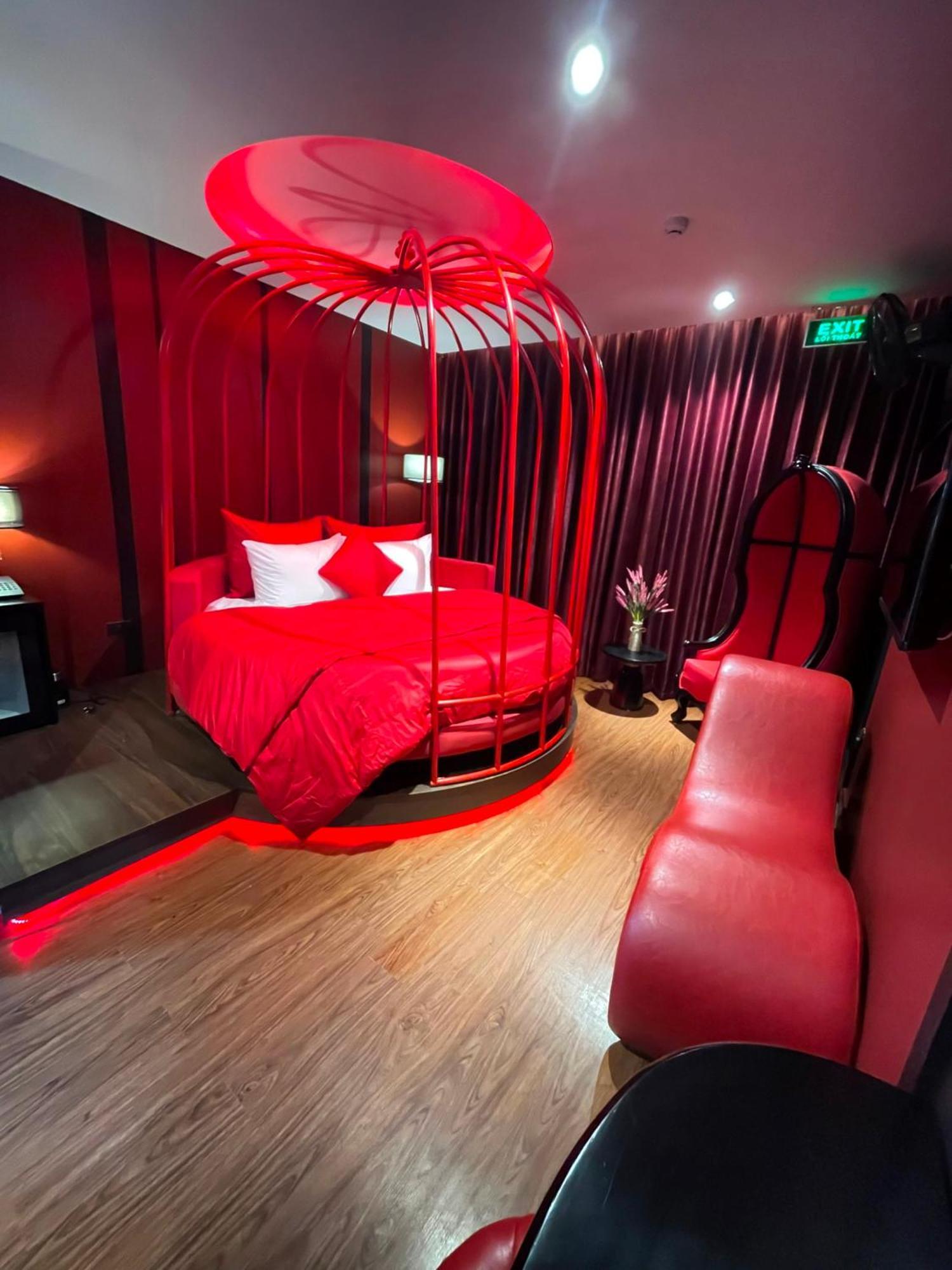 Nhat Tan Hotel Hanoi Buitenkant foto