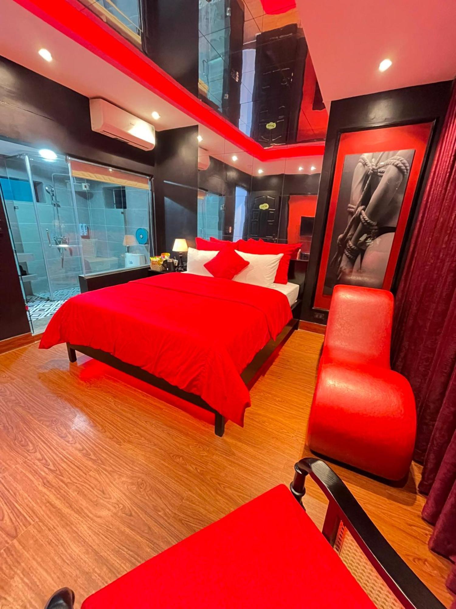 Nhat Tan Hotel Hanoi Buitenkant foto